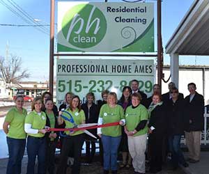 Phclean Group 300 X 250
